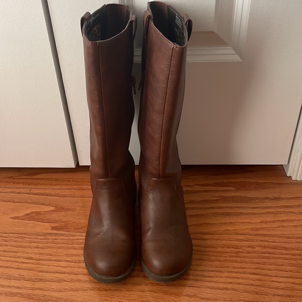 Adorable brown Cat and Jack boots.  Worn only once and are in perfect shape!